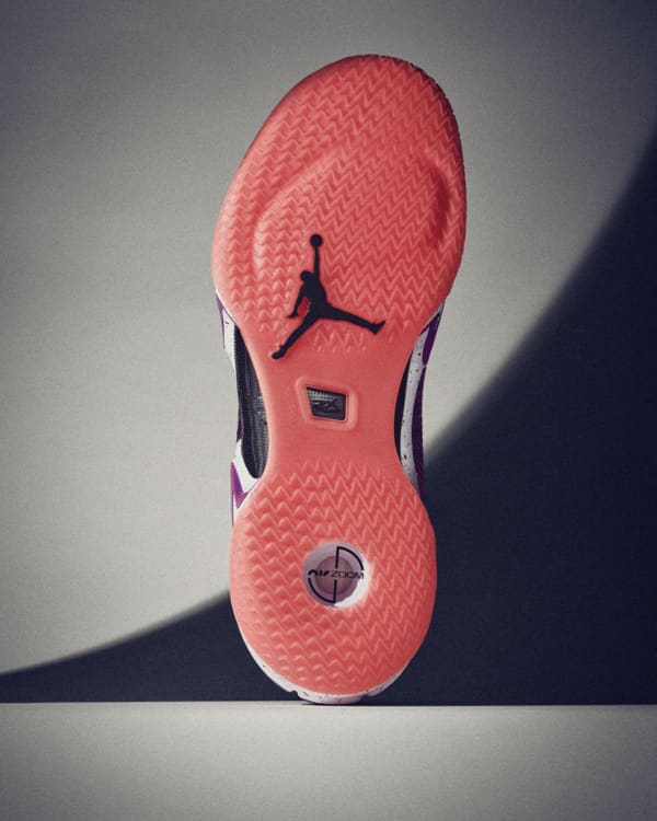 NIKEエアージョーダン36 新品鑑定書つき28ナイキ　スニーカー アイコニックなAir Jordan XXXVIを徹底解説.オンラインストア