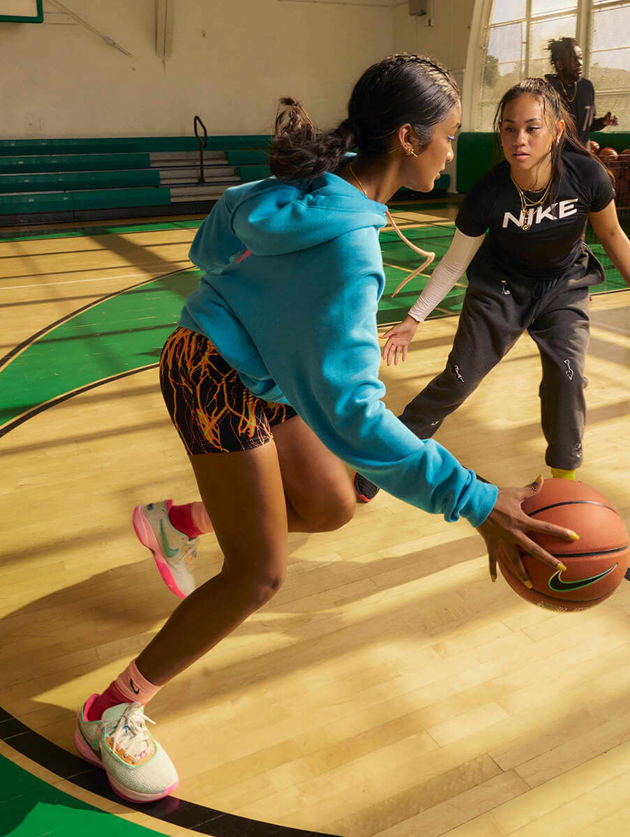 Nike NBA Los Angeles Lakers Youth Swingman Shorts - City Edition - NBA from  USA Sports UK
