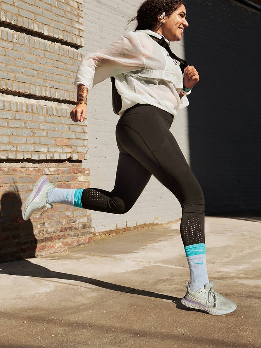 Nikeおすすめのランニングジャケットとベスト.オンラインストア (通販 ランニング用