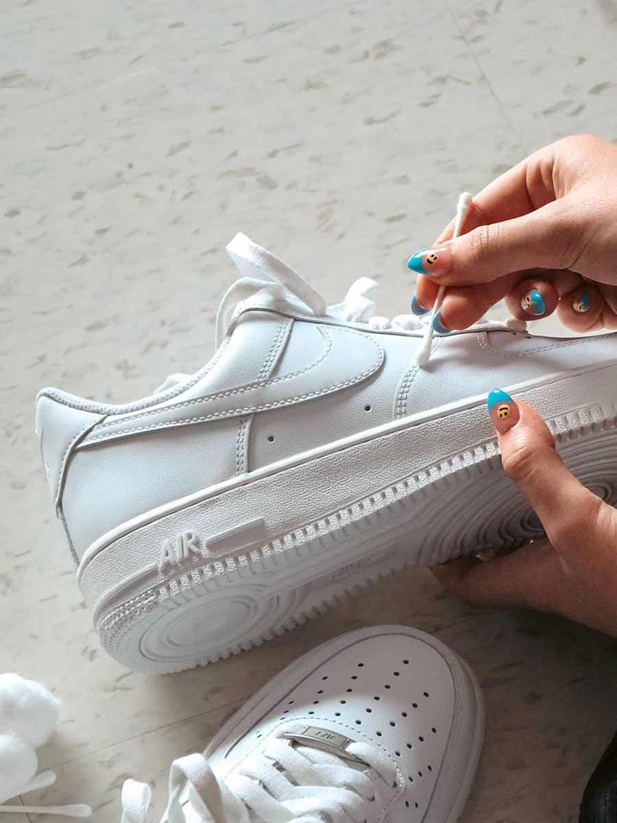 Zo voorkom je piepende schoenen. Nike NL