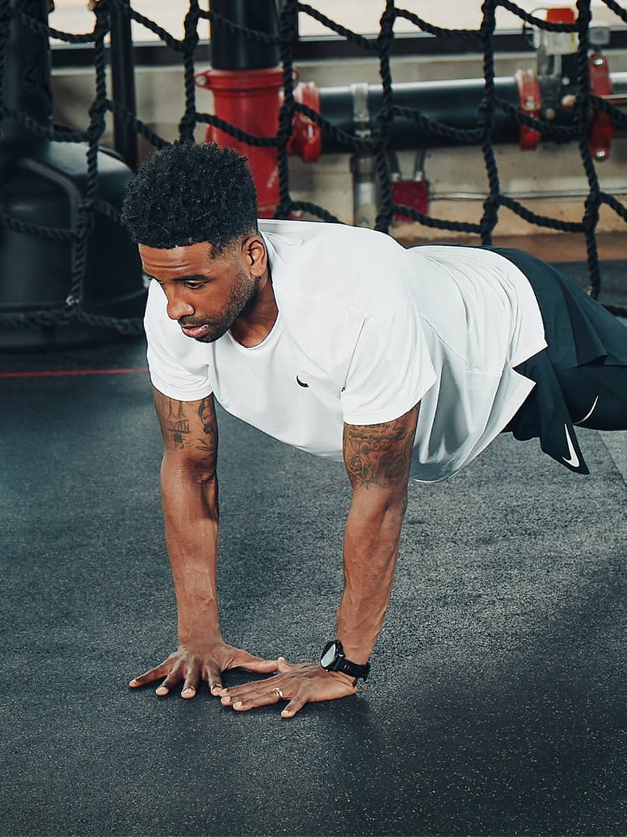 What Muscles Do Diamond Push Ups Work And How Do You Do Them Nike UK