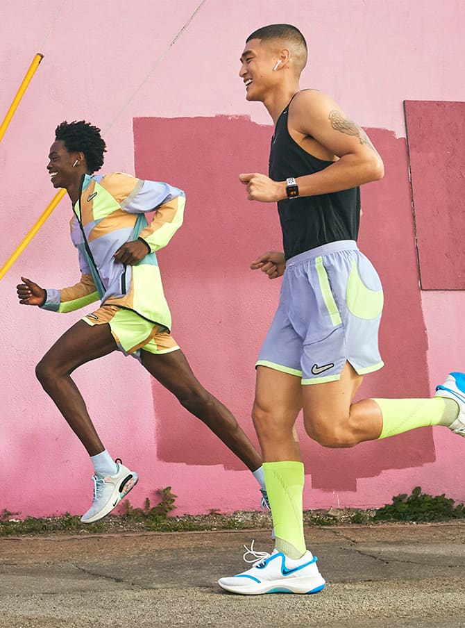 Chelín Hora pico Nike Run Club App. Nike ES