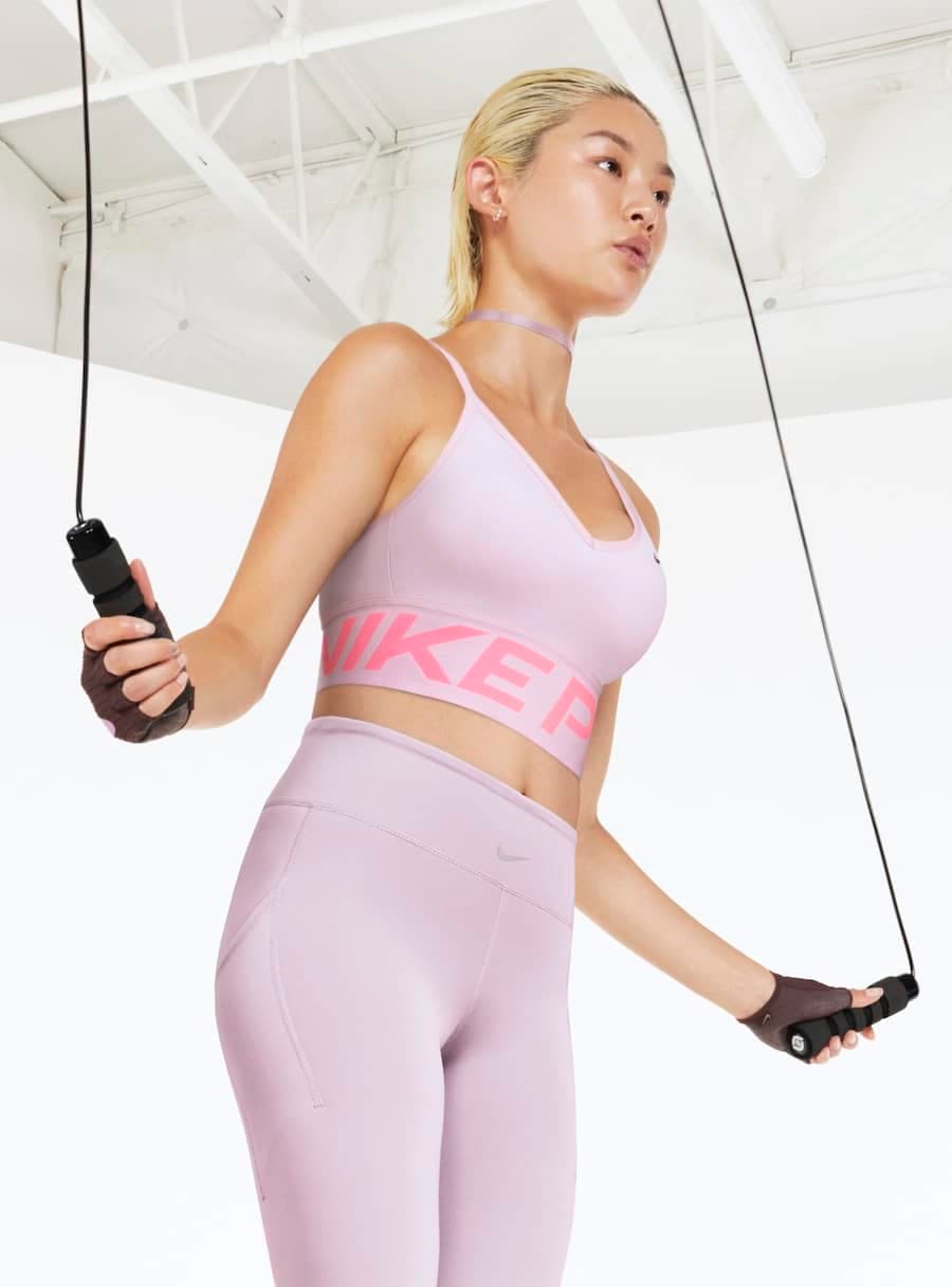 Women's Nike Workout Suit, Nike sportswear/Training/Gym Wear/Bra
