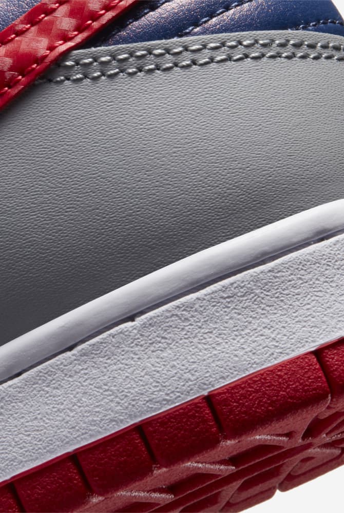NIKE DUNK SAMBA. Nike AR