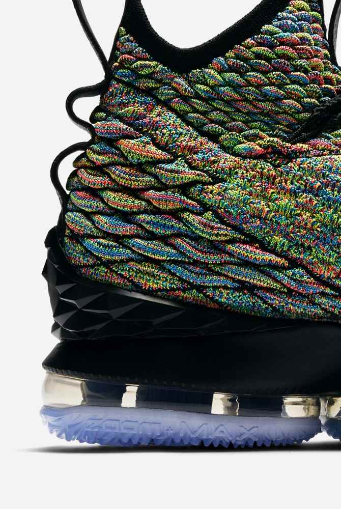 レブロン15 lebron15 バスケットボール NIKE公式】ナイキ レブロン 15 'White & Multicolor' (AO1754