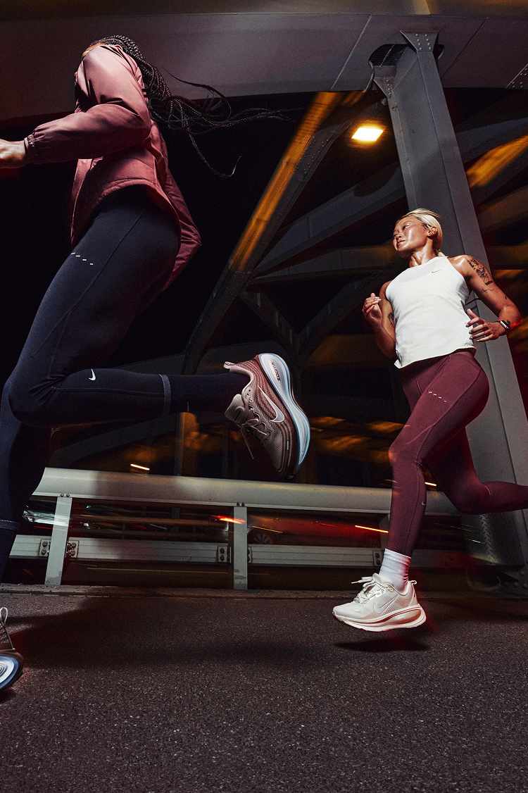 nike sportswear running