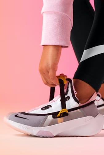 Nike FlyEase. Nike JP