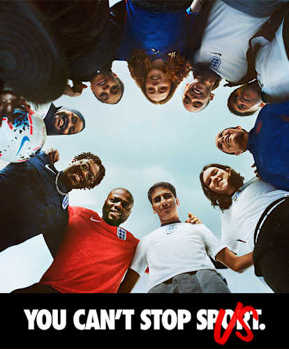 イングランド代表の新しいユニフォーム.オンラインストア (通販サイト)