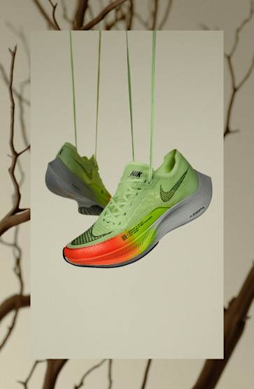 新品　ナイキ　ランニングシャツ　バウワーマントラッククラブ シャレーン・フラナガンがバウワーマントラッククラブでスピードを追求