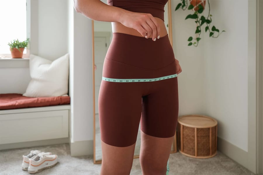 Nike women's sales sweatpants size chart