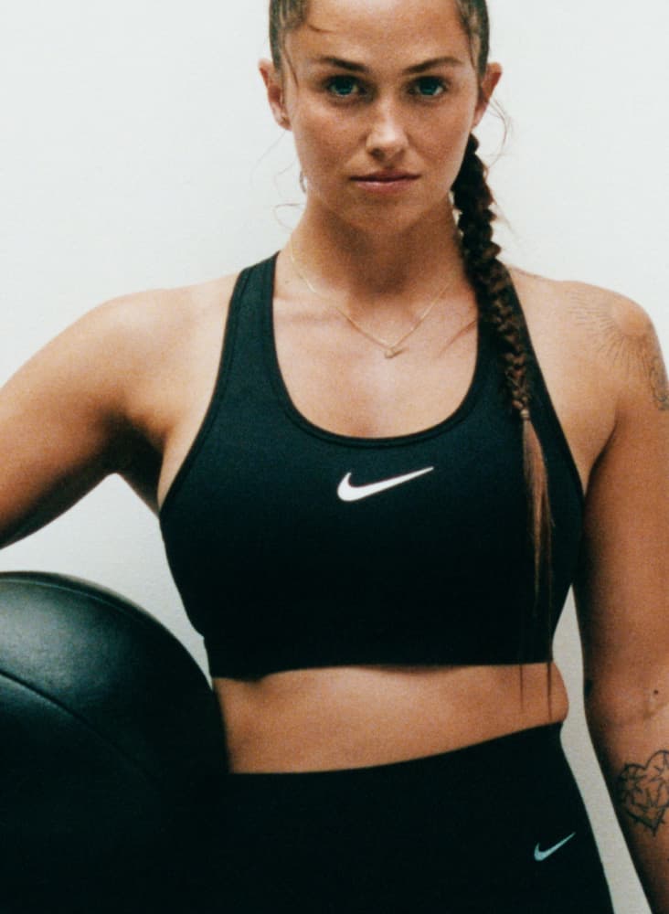 Nike Bra Women Extra Small Green Black Pull On Yoga Workout Sports