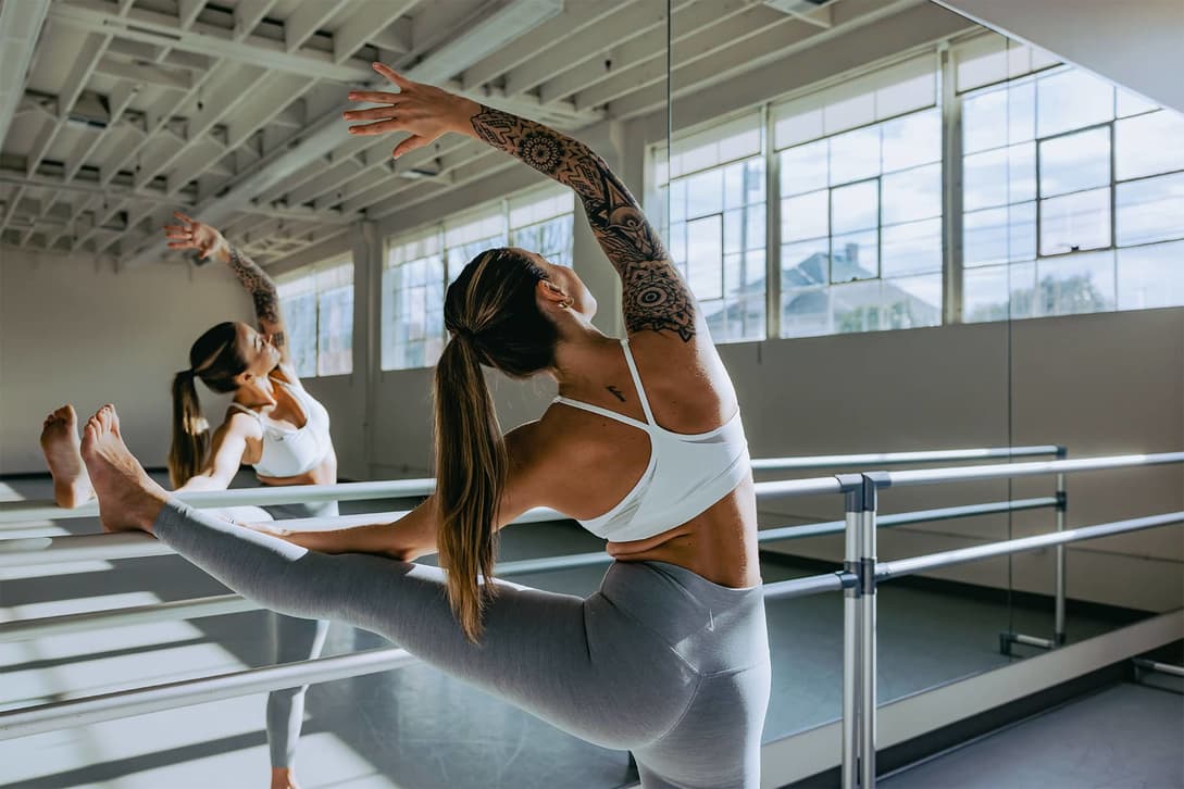 What Is Barre—And What Should You Wear To Do It?. Nike CA