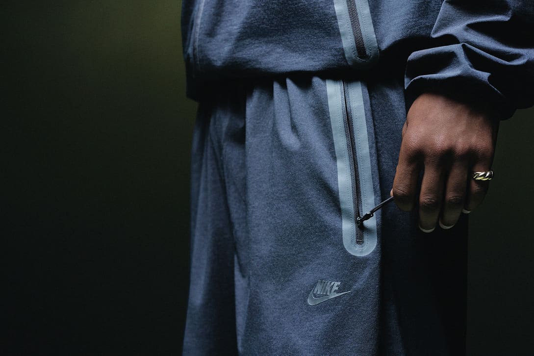 Nike tech woven joggers shop