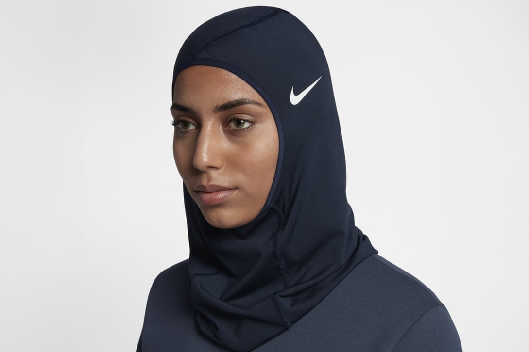Nike donne de l importance aux femmes musulmanes avec un hijab de sport revolutionnaire. Nike CA
