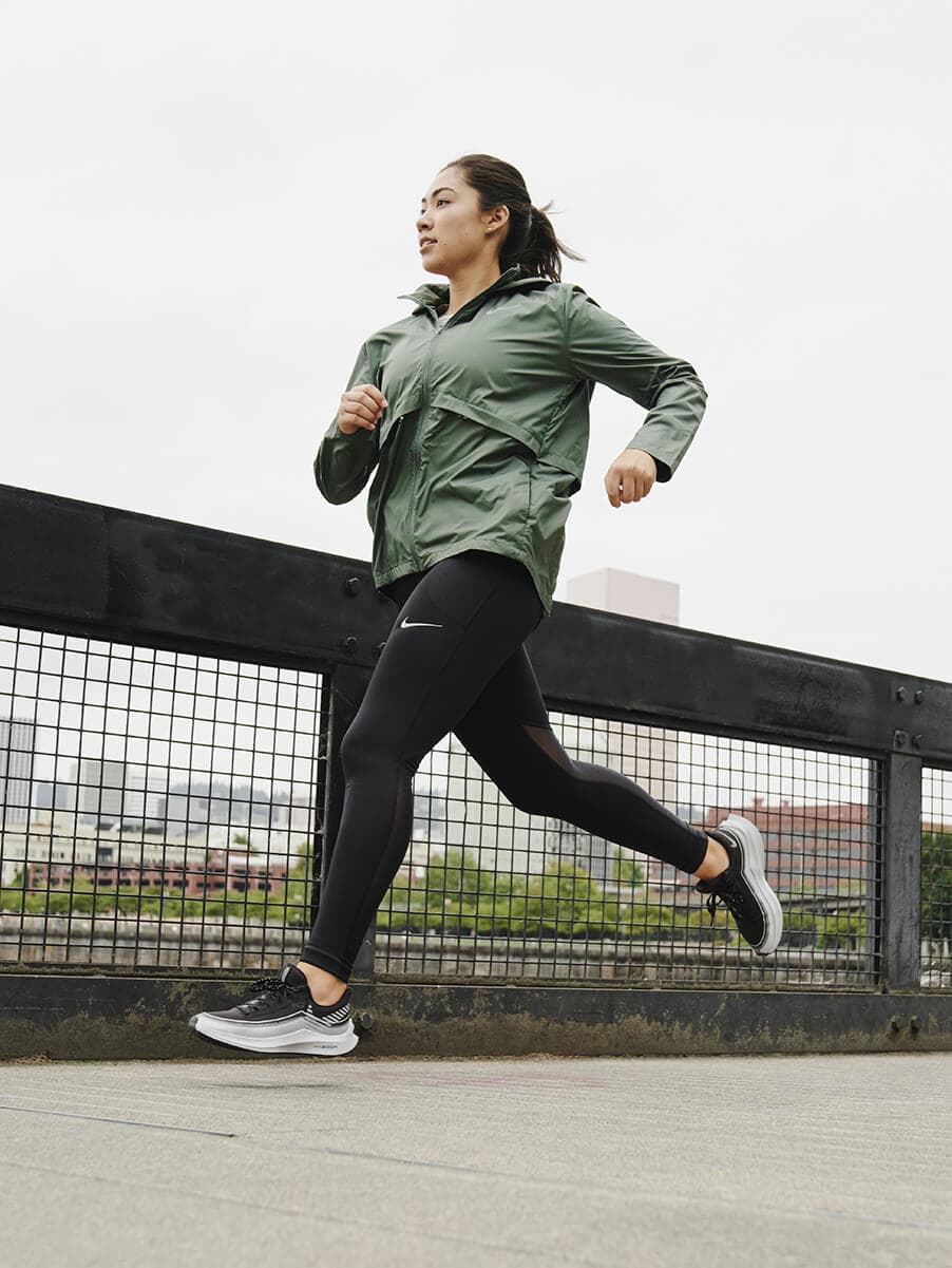 Nike Dri-FIT Seasonal Novelty Women's Dri-FIT Mid-Rise Running