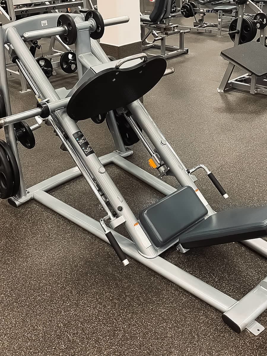 How to Use the Leg Press Machine