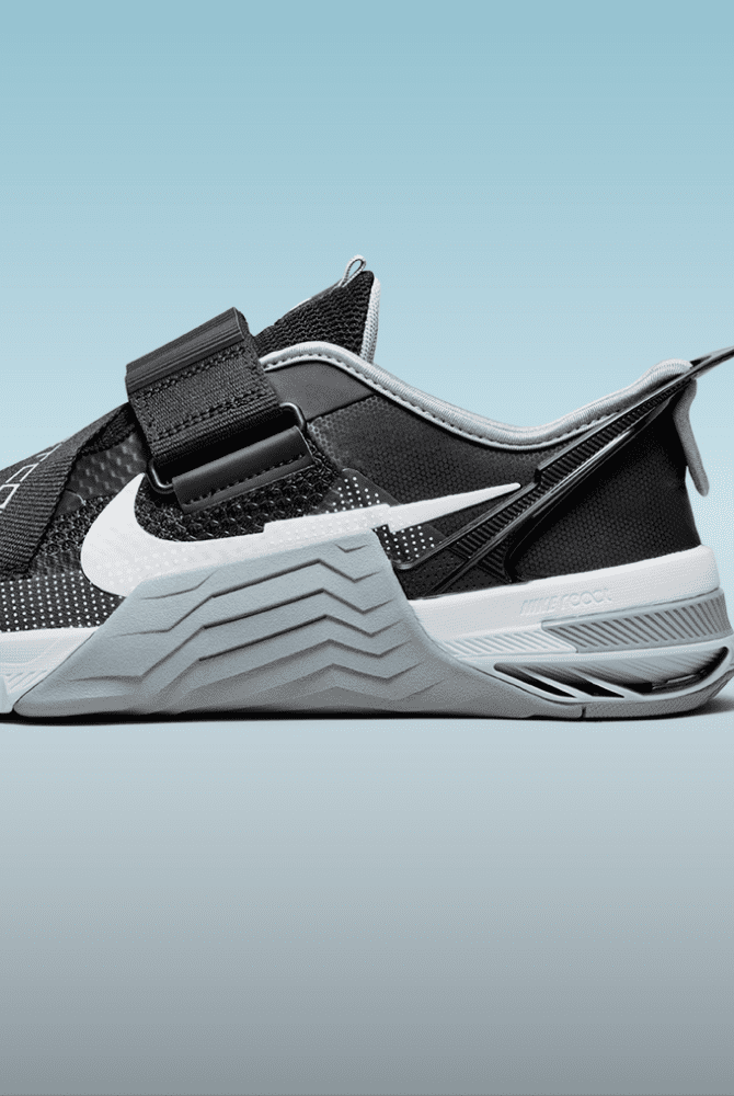 Nike Unlaced como la nueva forma de enfocar las zapatillas para mujer - 25  Gramos