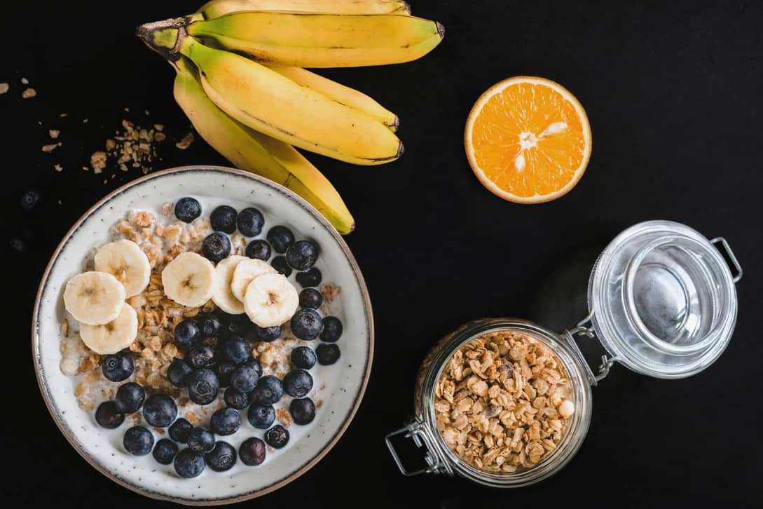 Best Pre-Workout Snacks According to a Dietitian