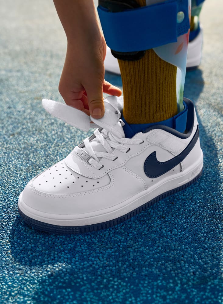 Calzado, vestimenta y accesorios para niños Nike. . Nike