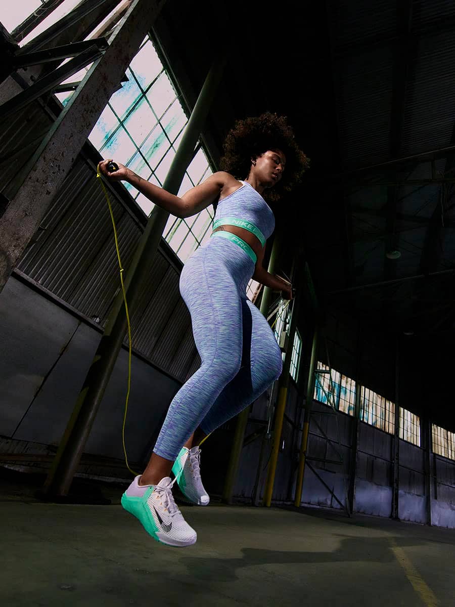 カーディオトレーニングとウェイトトレーニングはどちらが先 Nike 日本