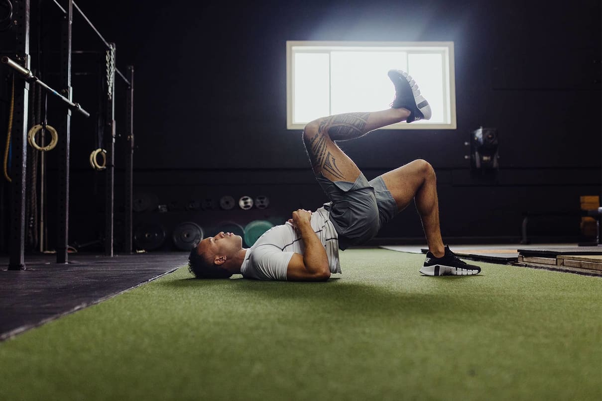 Exercises to Strengthen Your Lower Back, According to Experts. Nike CA