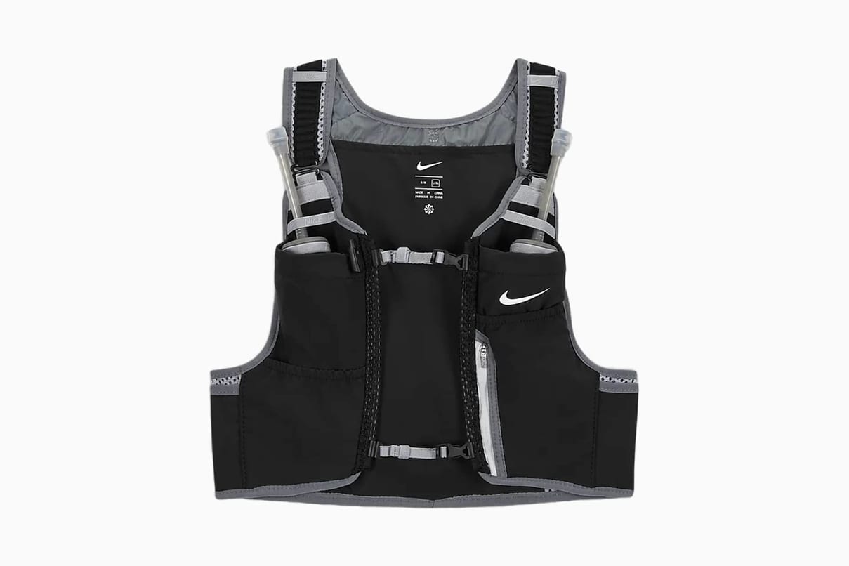 Nikeおすすめのランニング用ハイドレーションベルトとベスト 