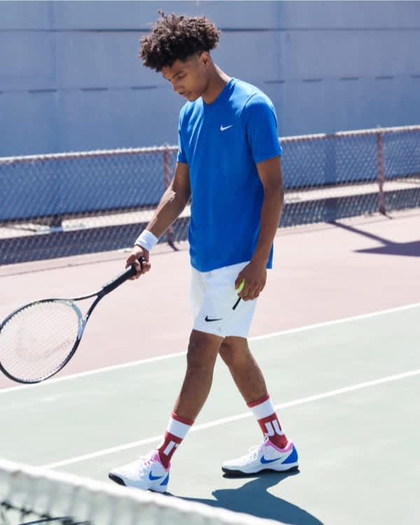 nike tennis player shoes