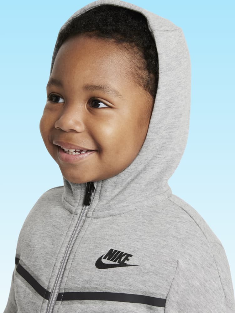 nike trainers kids size 2