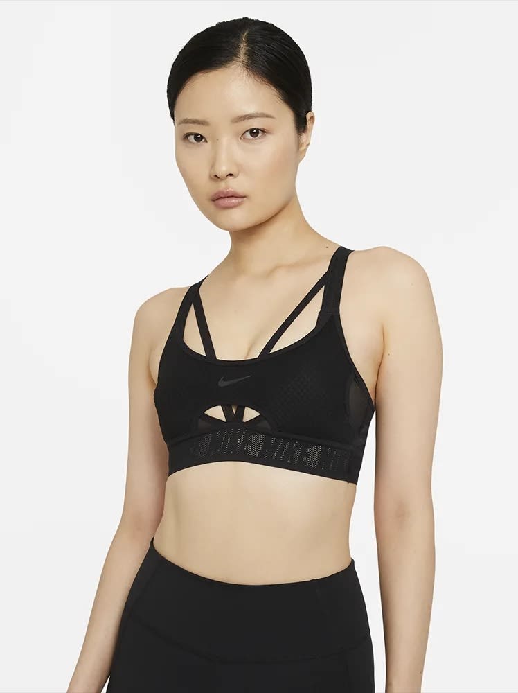 Nikeスポーツブラを比較する Nike 日本