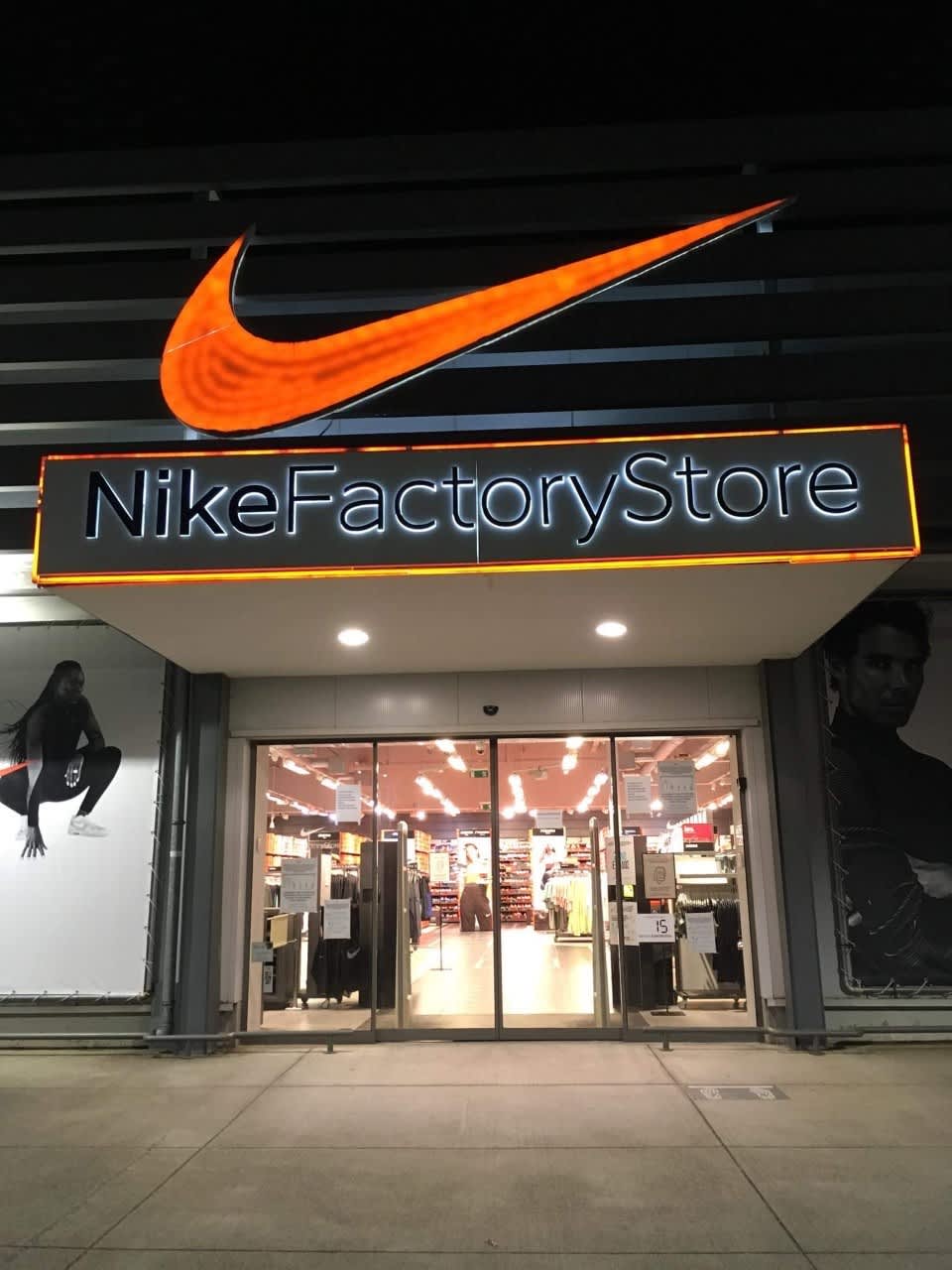 nike factory store moschato 
