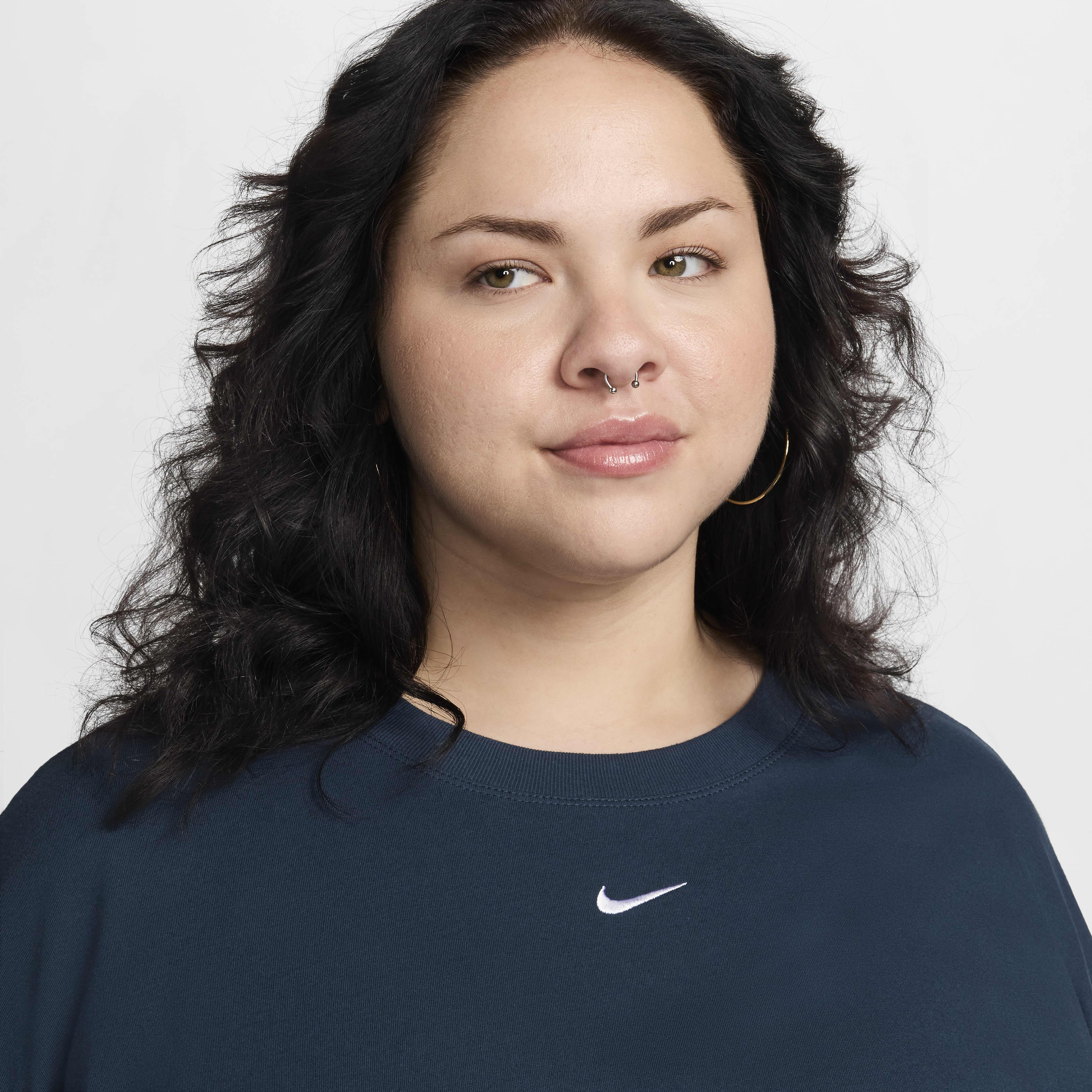 Nike Sportswear Essential Women's T-Shirt (Plus Size)