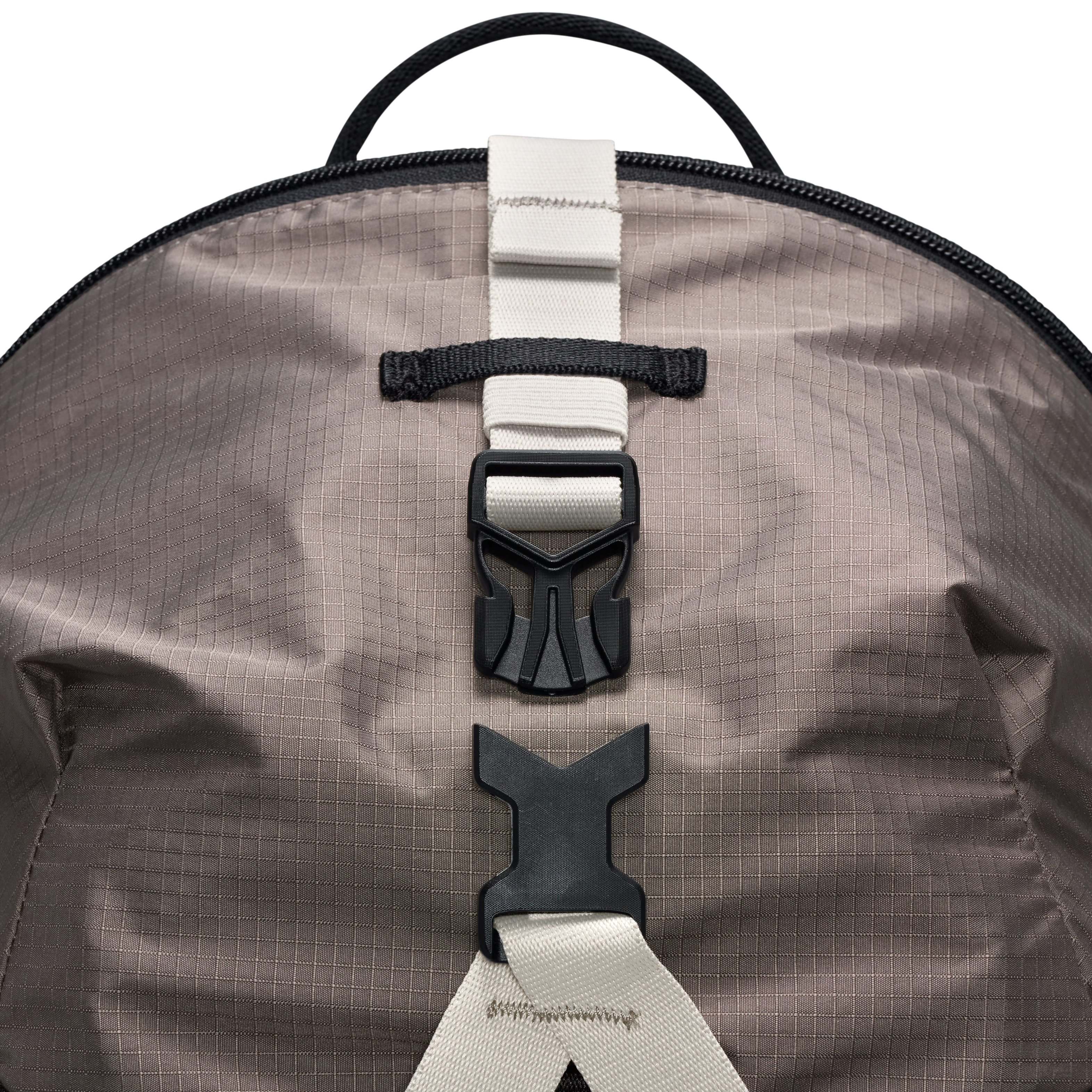 Nike ACG "DAYMAX" Backpack (25L)