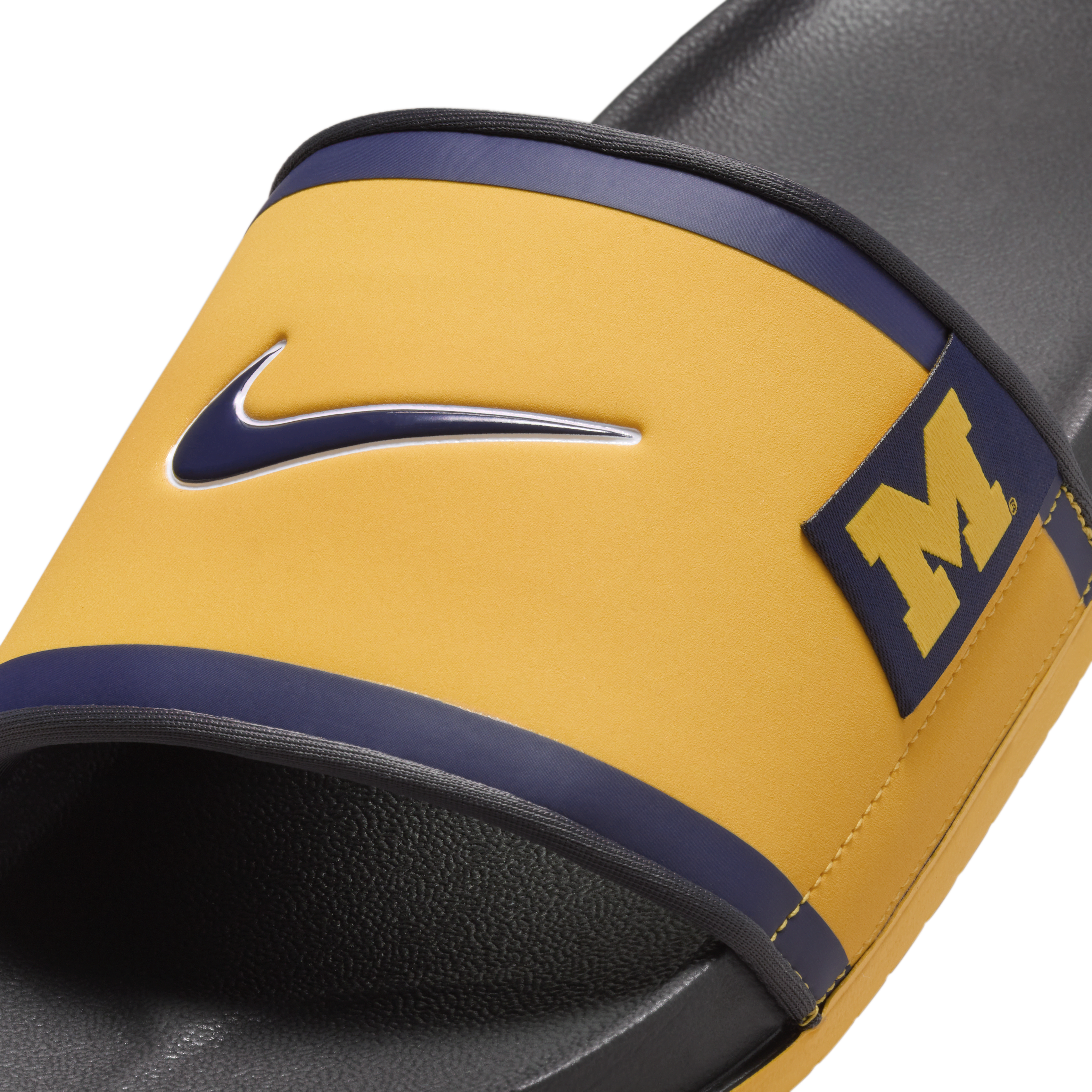 Nike College Offcourt (Michigan) Slides