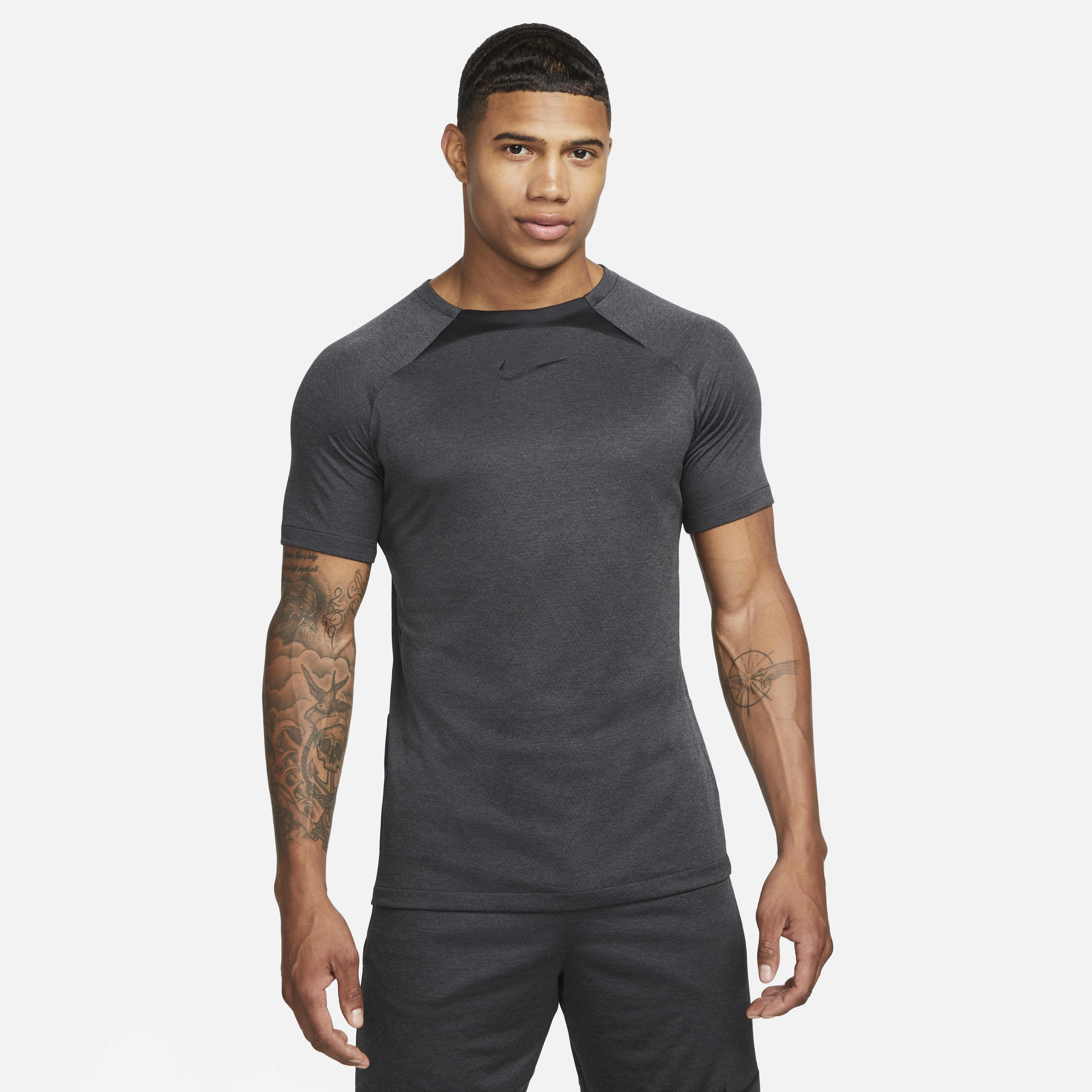 Nike Academy Men's Dri-FIT Short-Sleeve Soccer Top