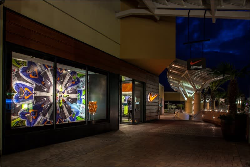 Nike Fashion Valley. San Diego, USA. AE