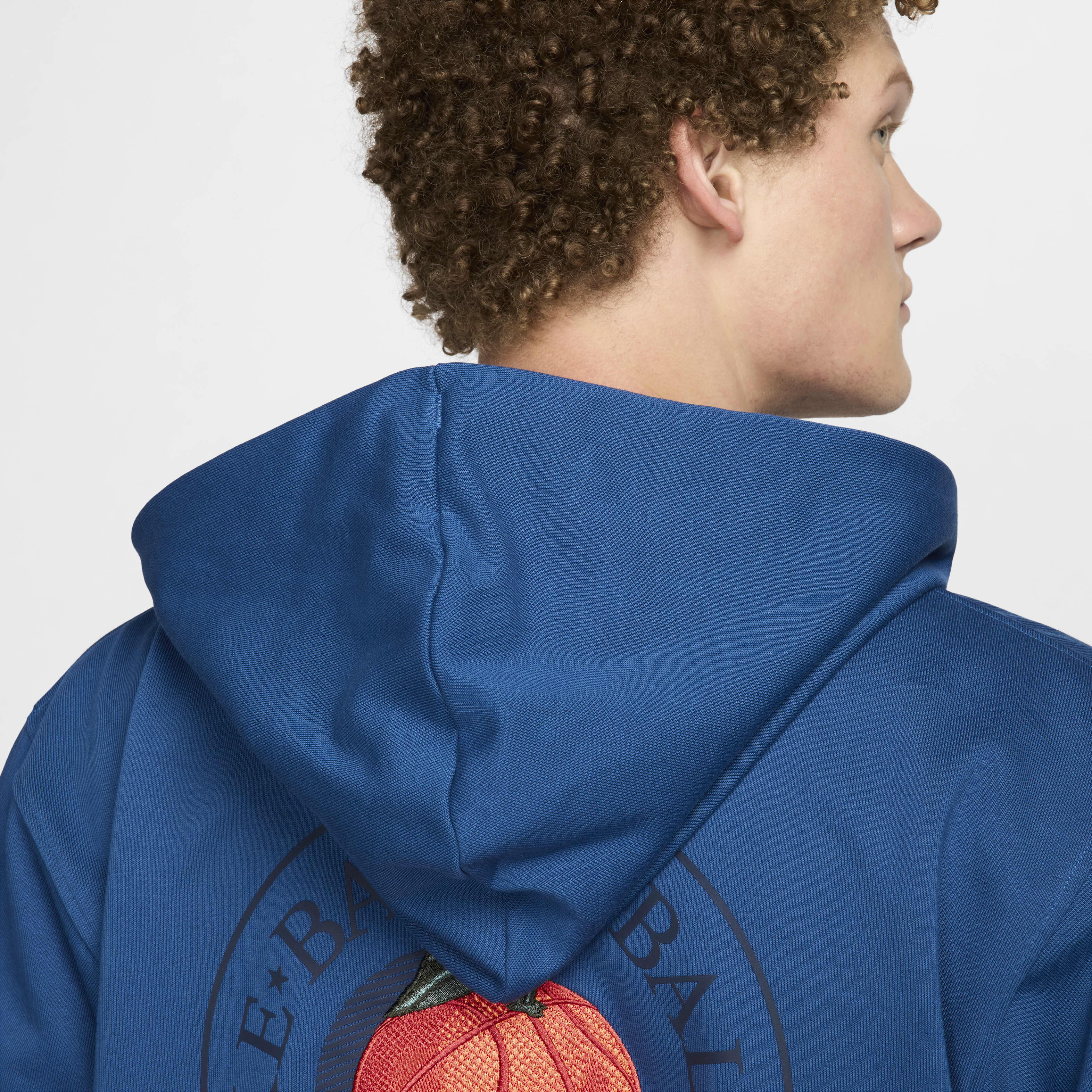 Nike Standard Issue Men's Dri-FIT Basketball Pullover Hoodie