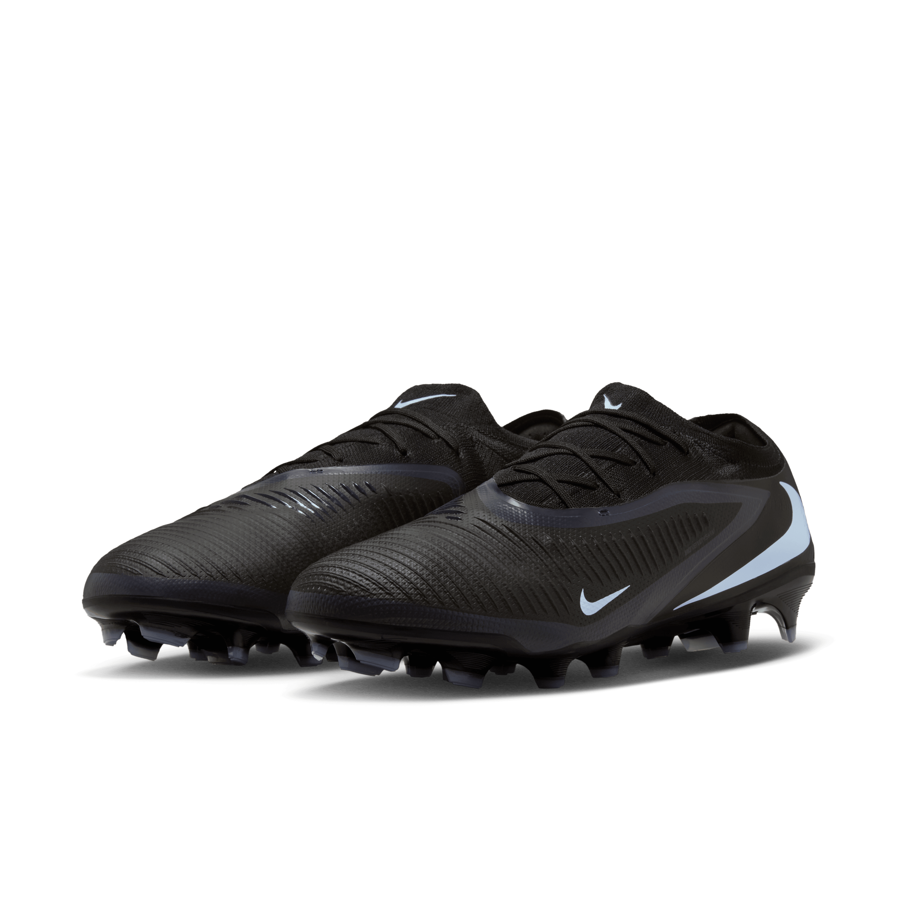 Nike Phantom 6 Low Pro Firm-Ground Soccer Cleats