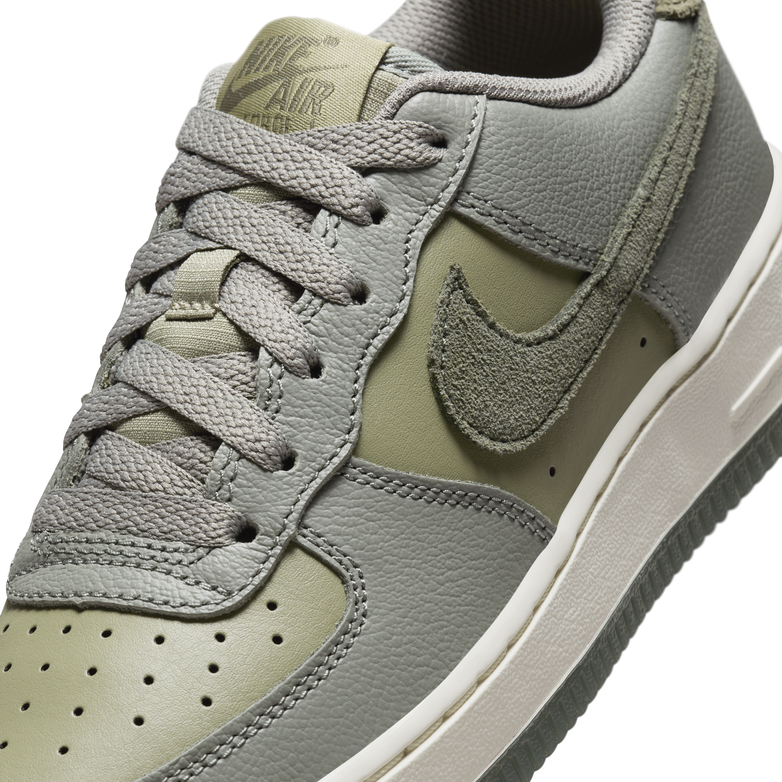 Nike Air Force 1 LV8 Big Kids' Shoes