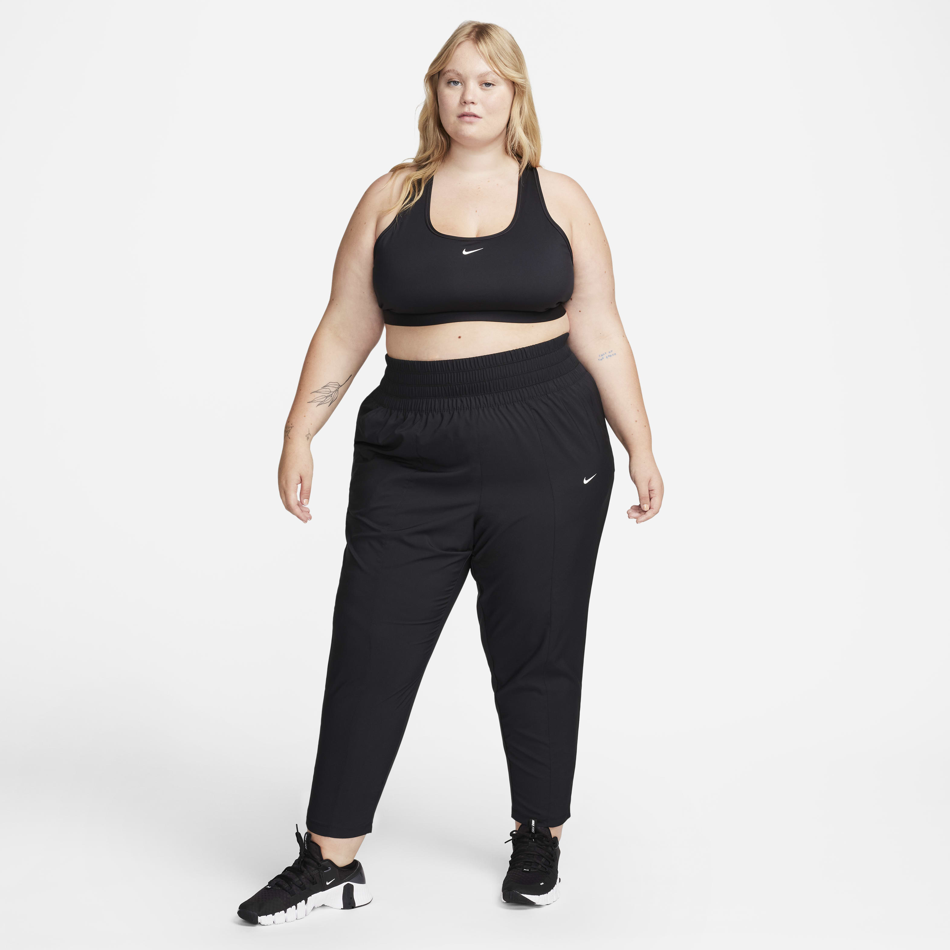 Nike Dri-FIT One Women's Ultra High-Waisted Pants (Plus Size)