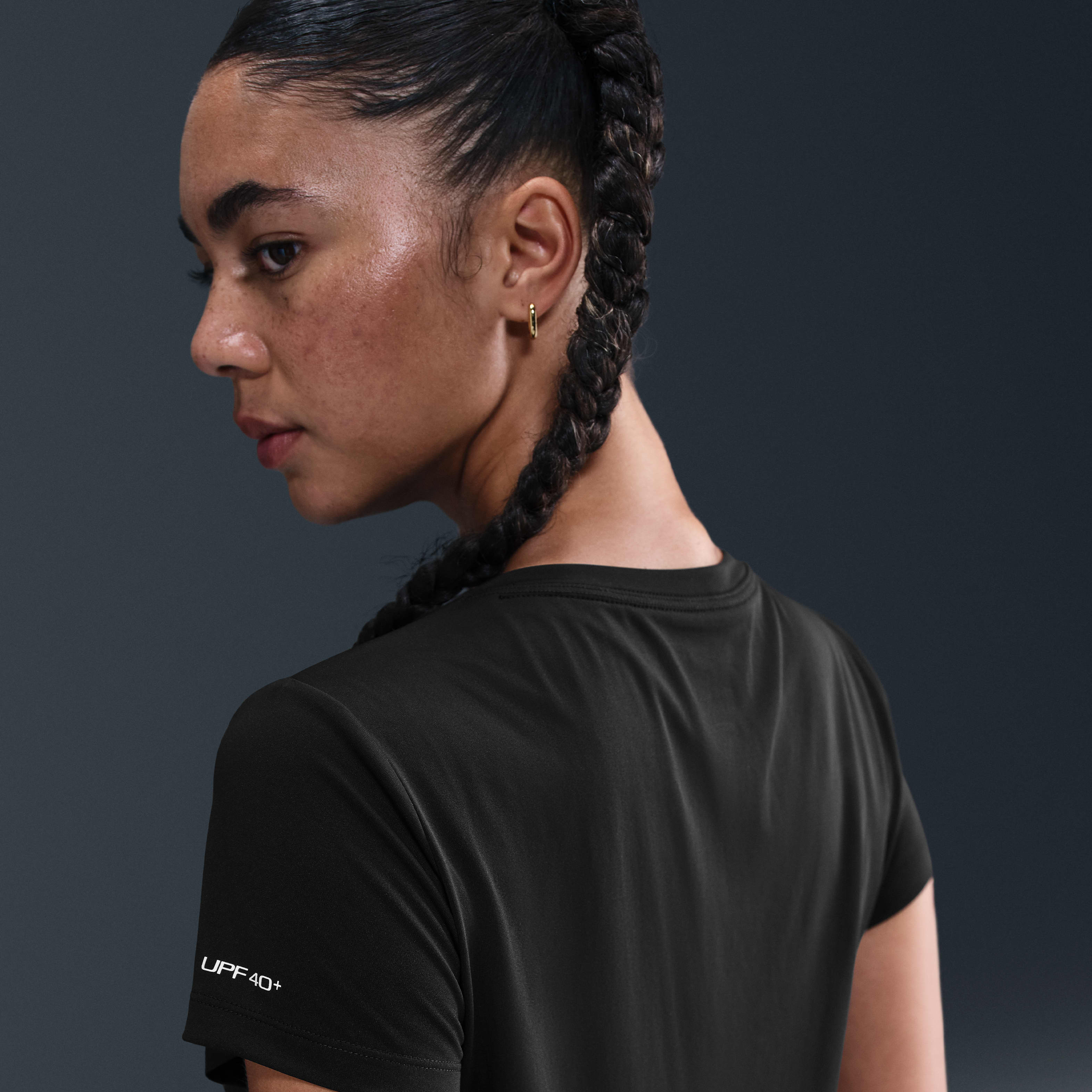 Nike Swim Swoosh Hydroguard Women's Short-Sleeve Top