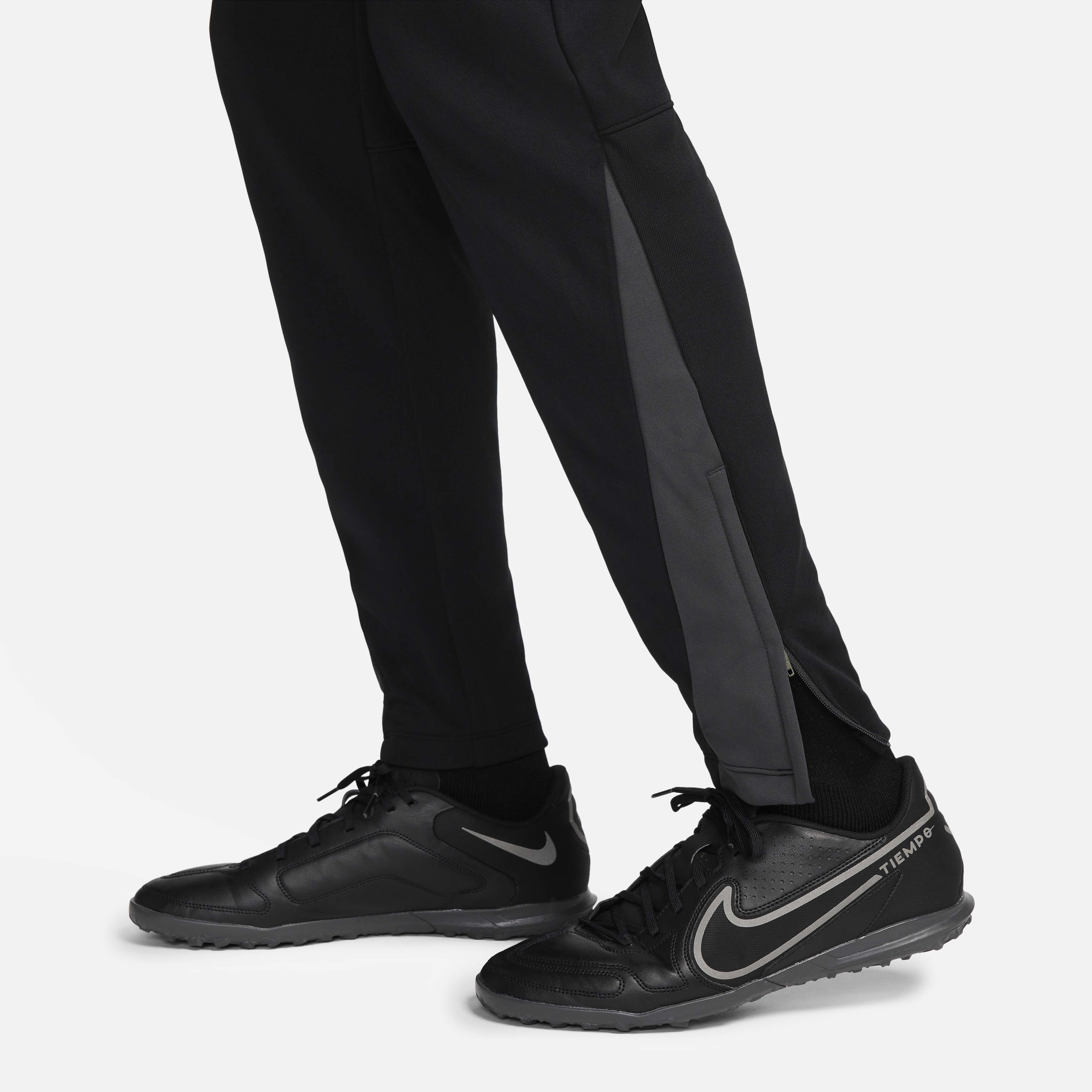 Nike Academy Winter Warrior Men's Therma-FIT Soccer Pants