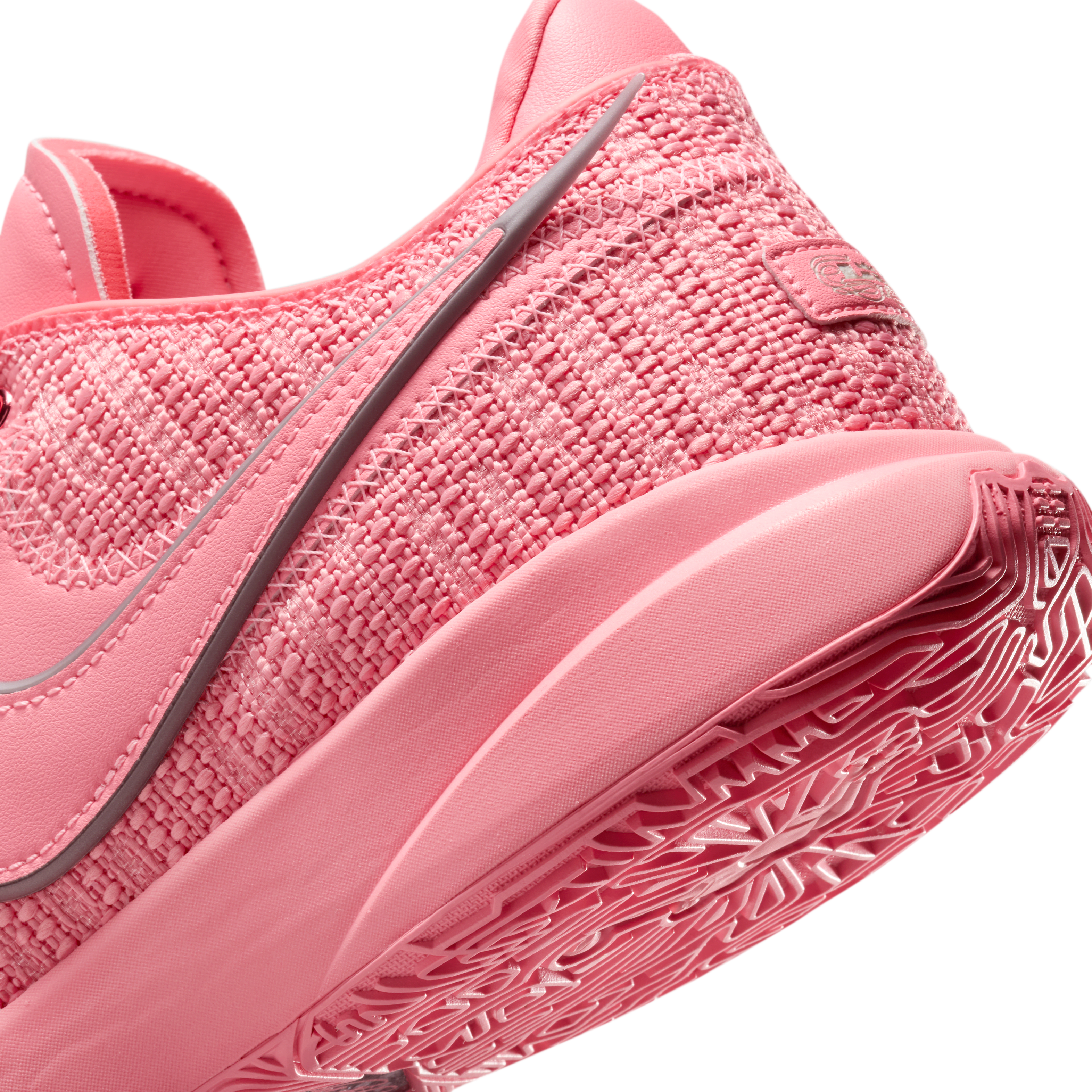 LeBron 20 Basketball Shoes