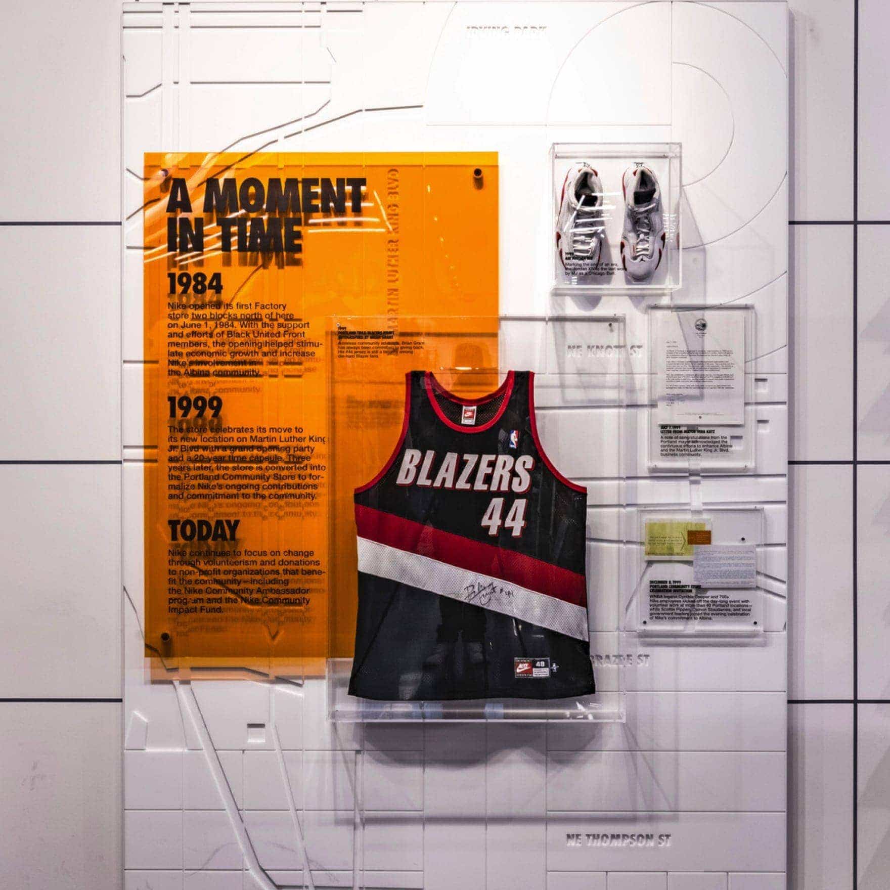 Plausible Gigante seguro Nike Community Store - Detroit. Detroit, MI. Nike.com
