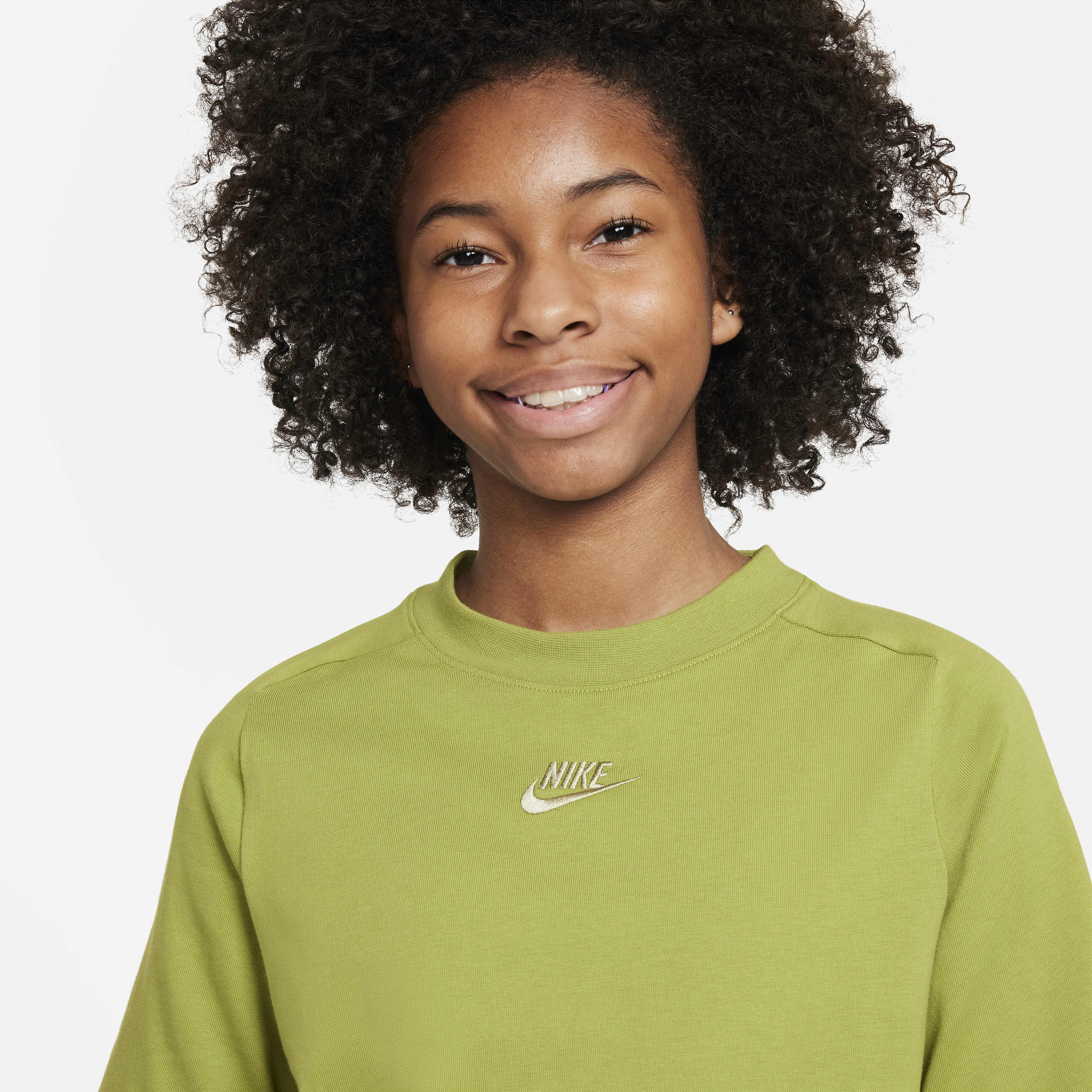 Nike Sportswear Big Kids' (Girls') Short-Sleeve Top