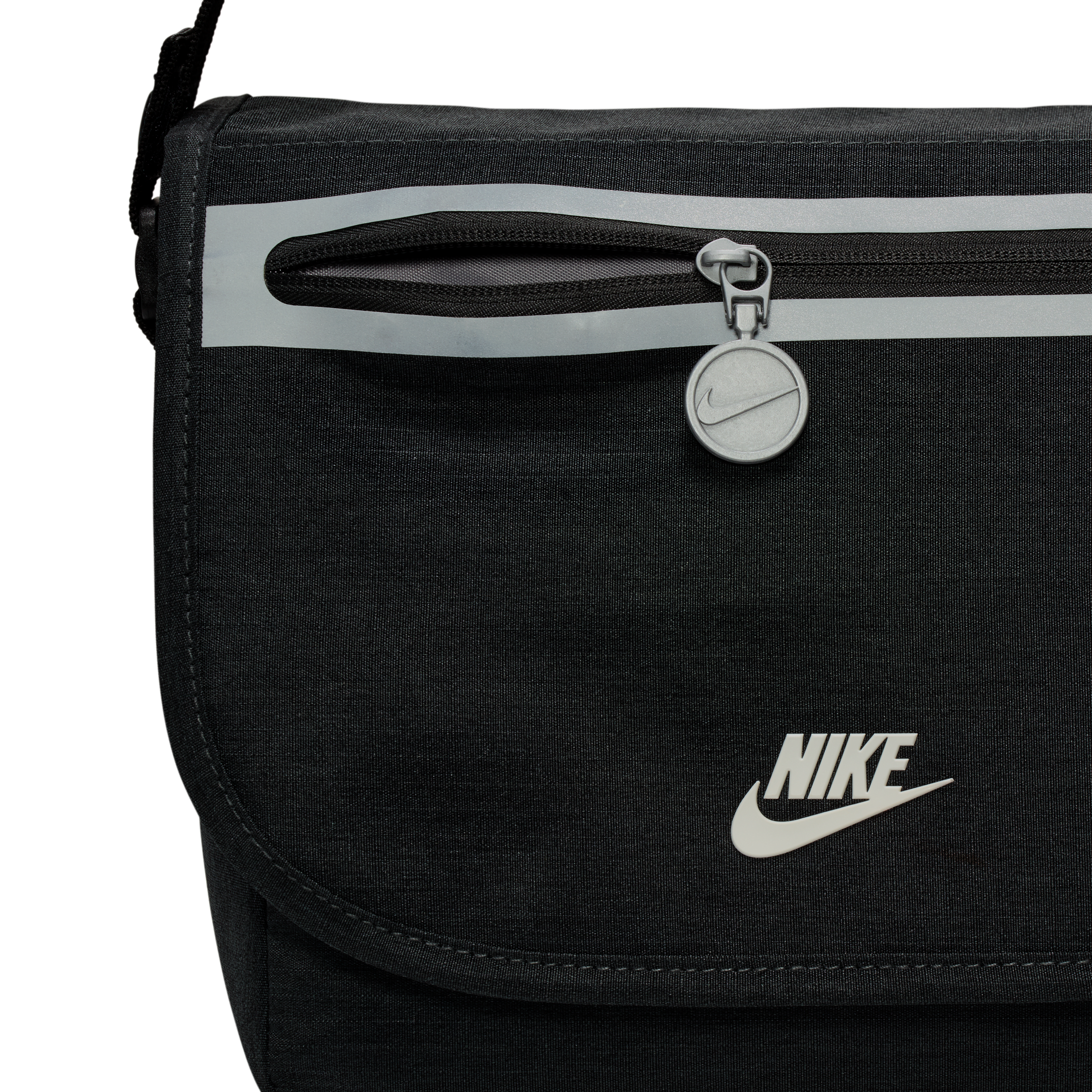 Nike Futura Messenger Lunch Tote (7.5L)