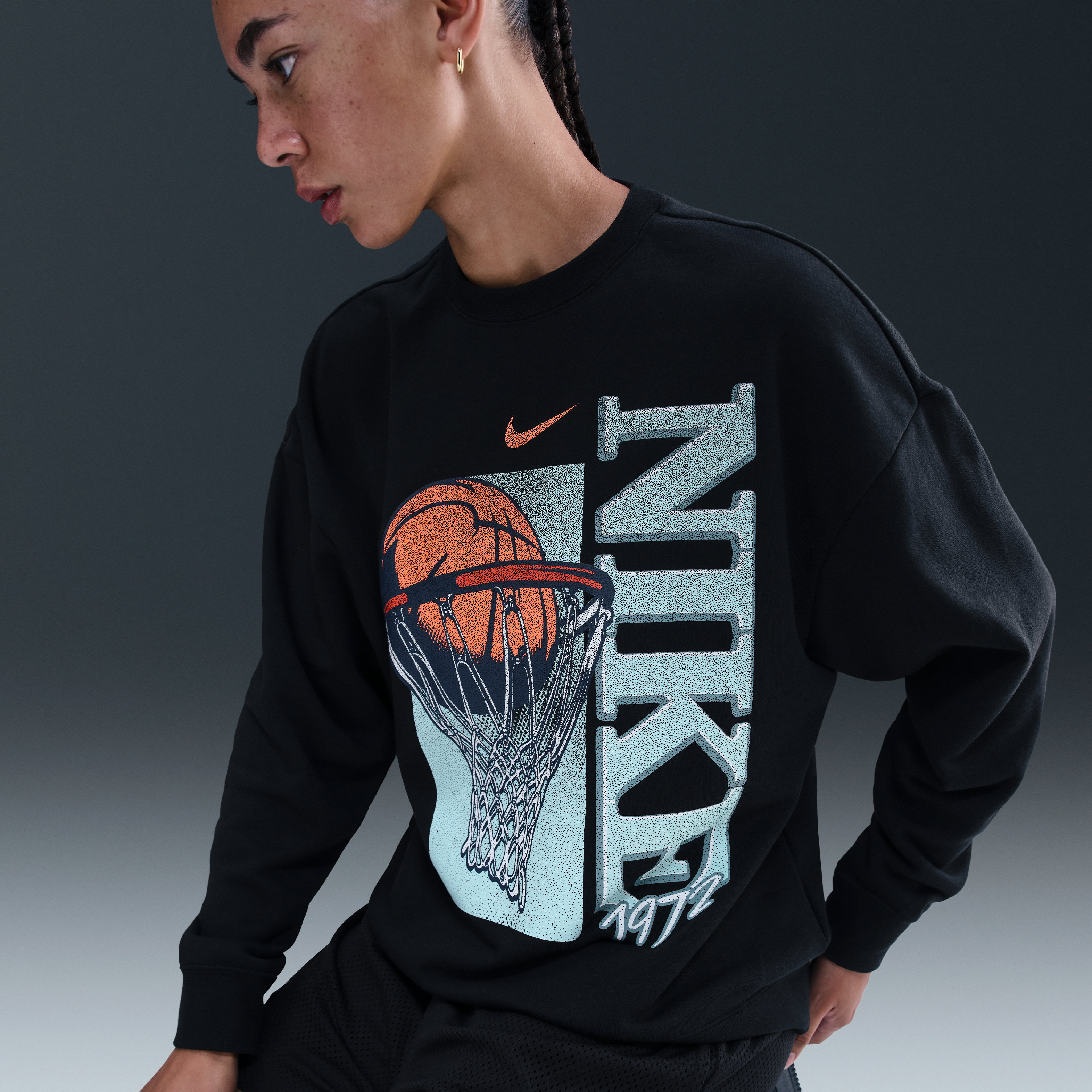 Nike Club Women's Fleece Loose Crew