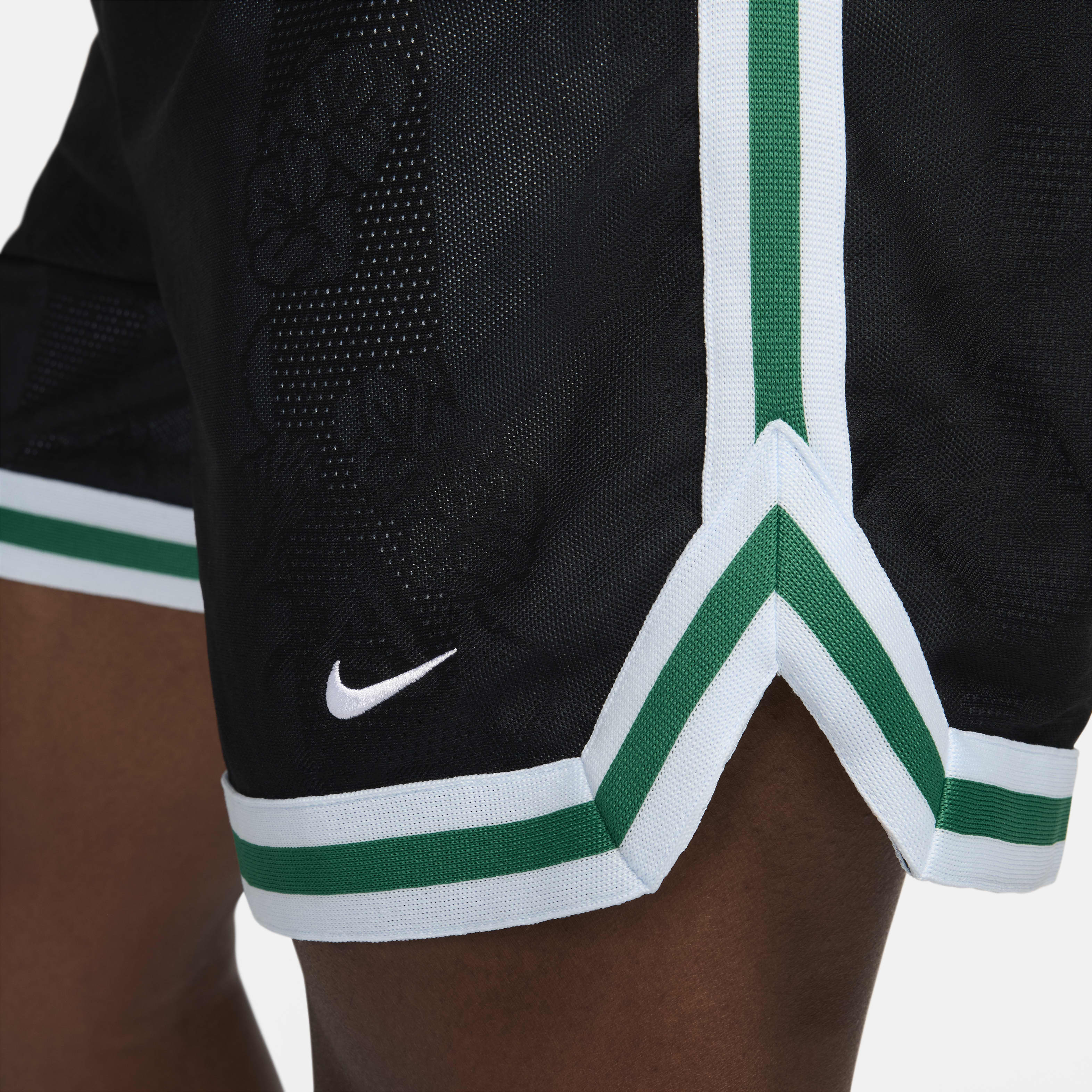 Giannis Men's 6" Dri-FIT DNA Basketball Shorts