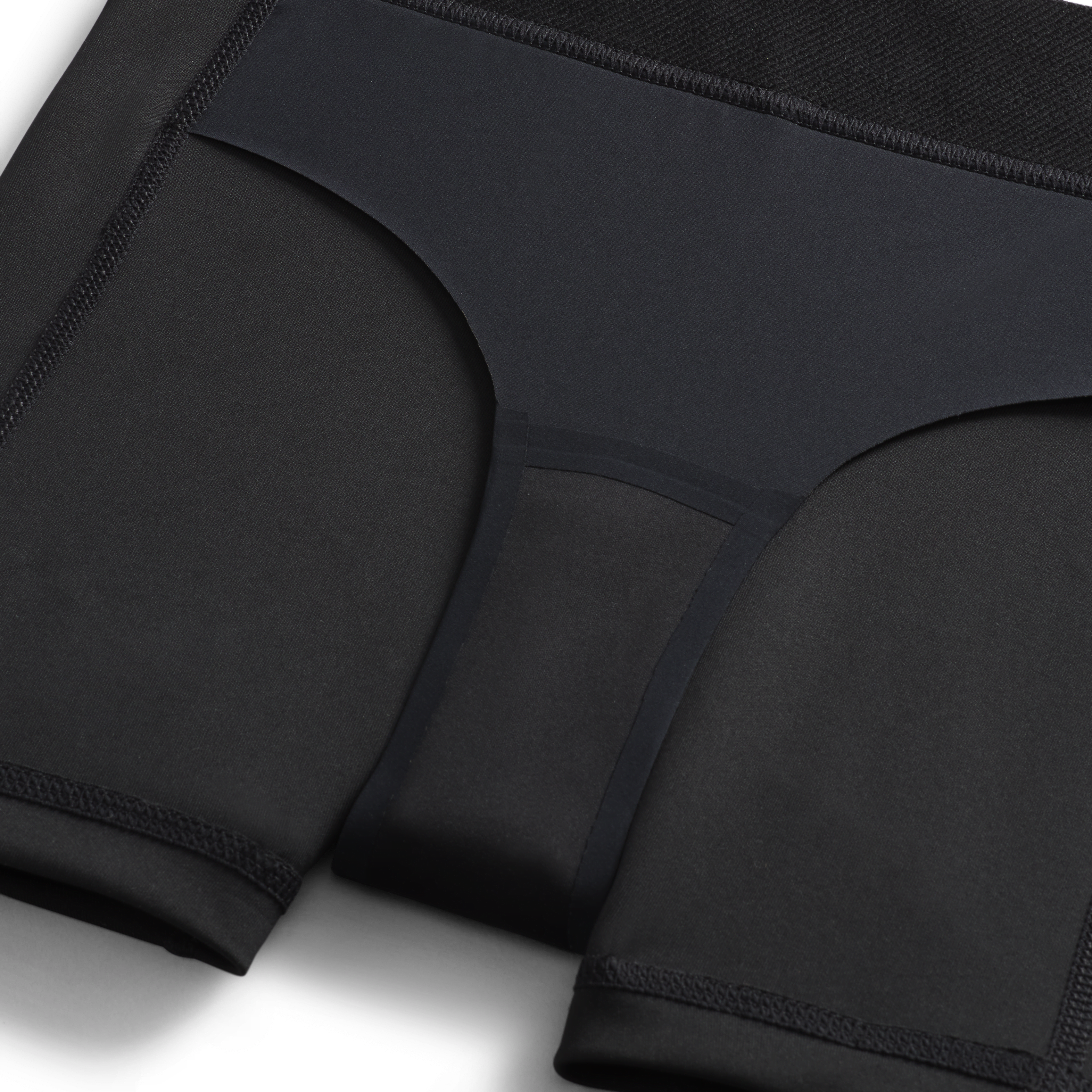 Nike Pro Leak Protection: Period Girls' Dri-FIT Shorts