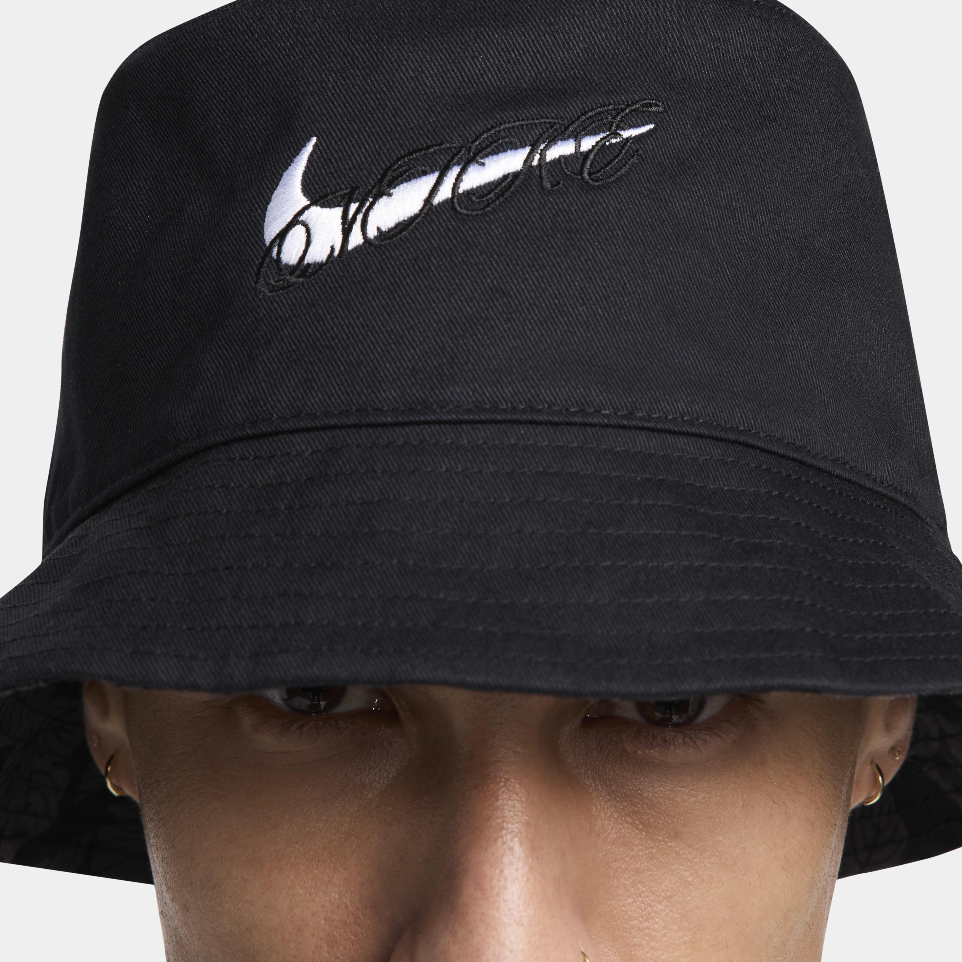 Nike Apex Reversible Bucket Hat