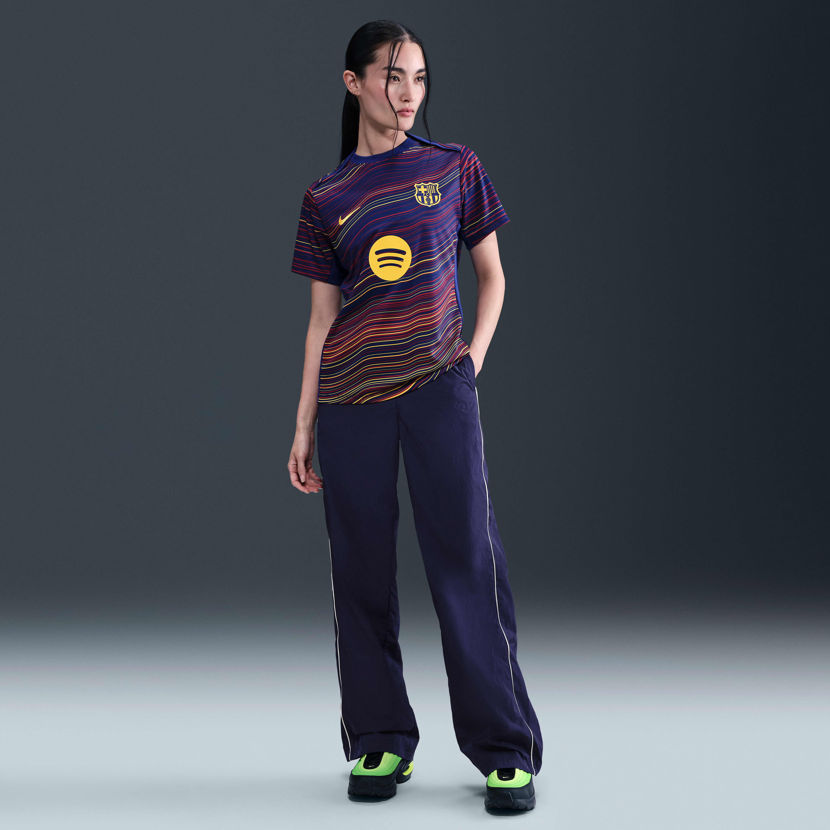 FC Barcelona Academy Pro Home Women's Nike Dri-FIT Soccer Pre-Match Short-Sleeve Top